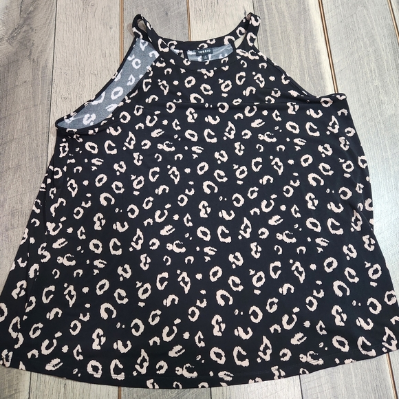 Torrid top - Picture 6 of 8